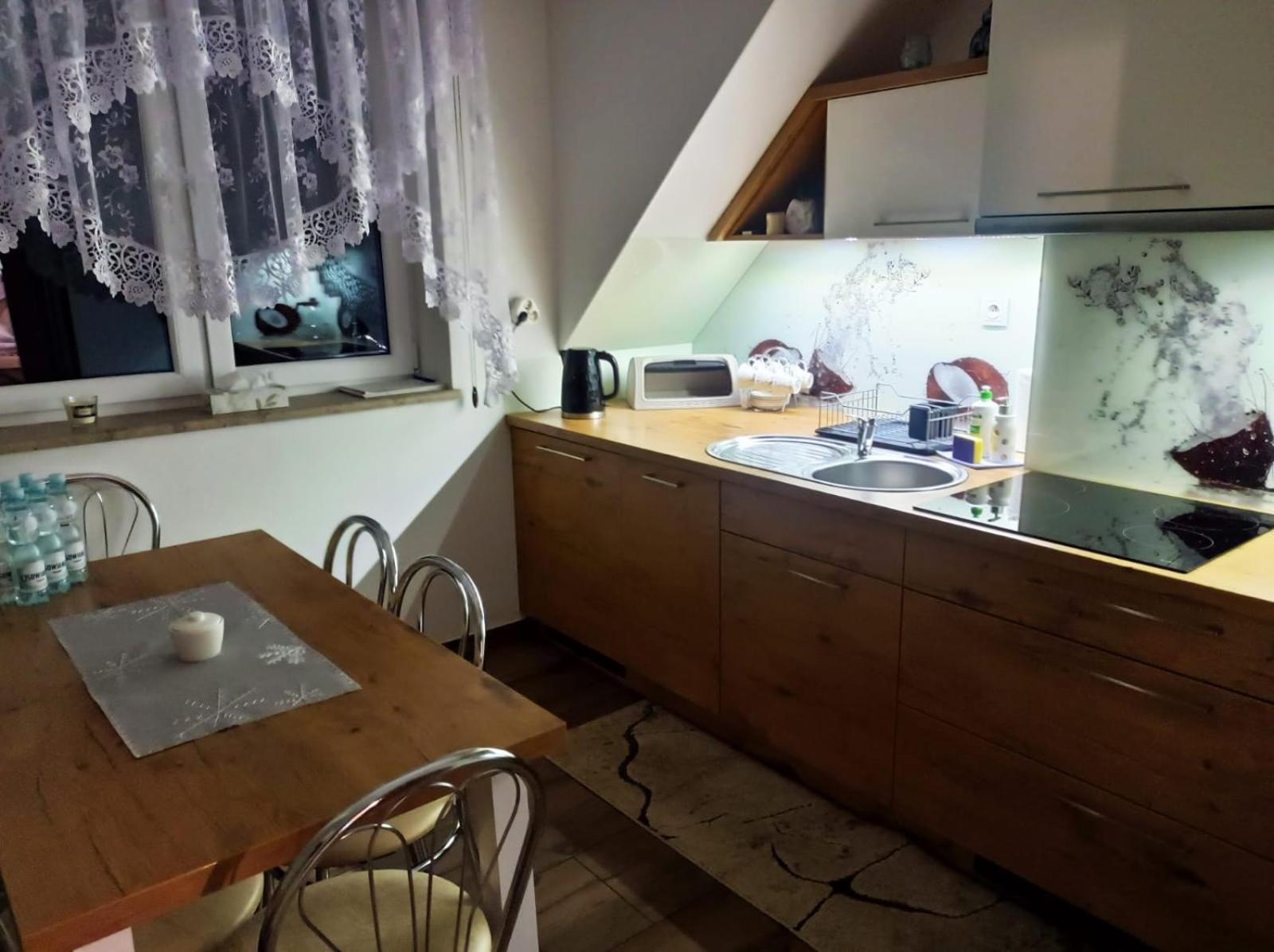 Dom Wakacyjny Gajowka Z Ogrodem Rzyki Esterno foto
